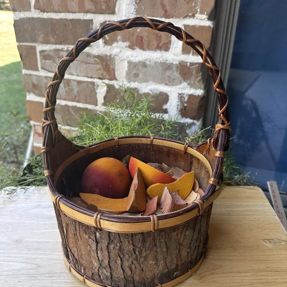 VTG Basket 12 Inch Bark Bent Wood Splint Country Market CottageCore Wooden Fruit